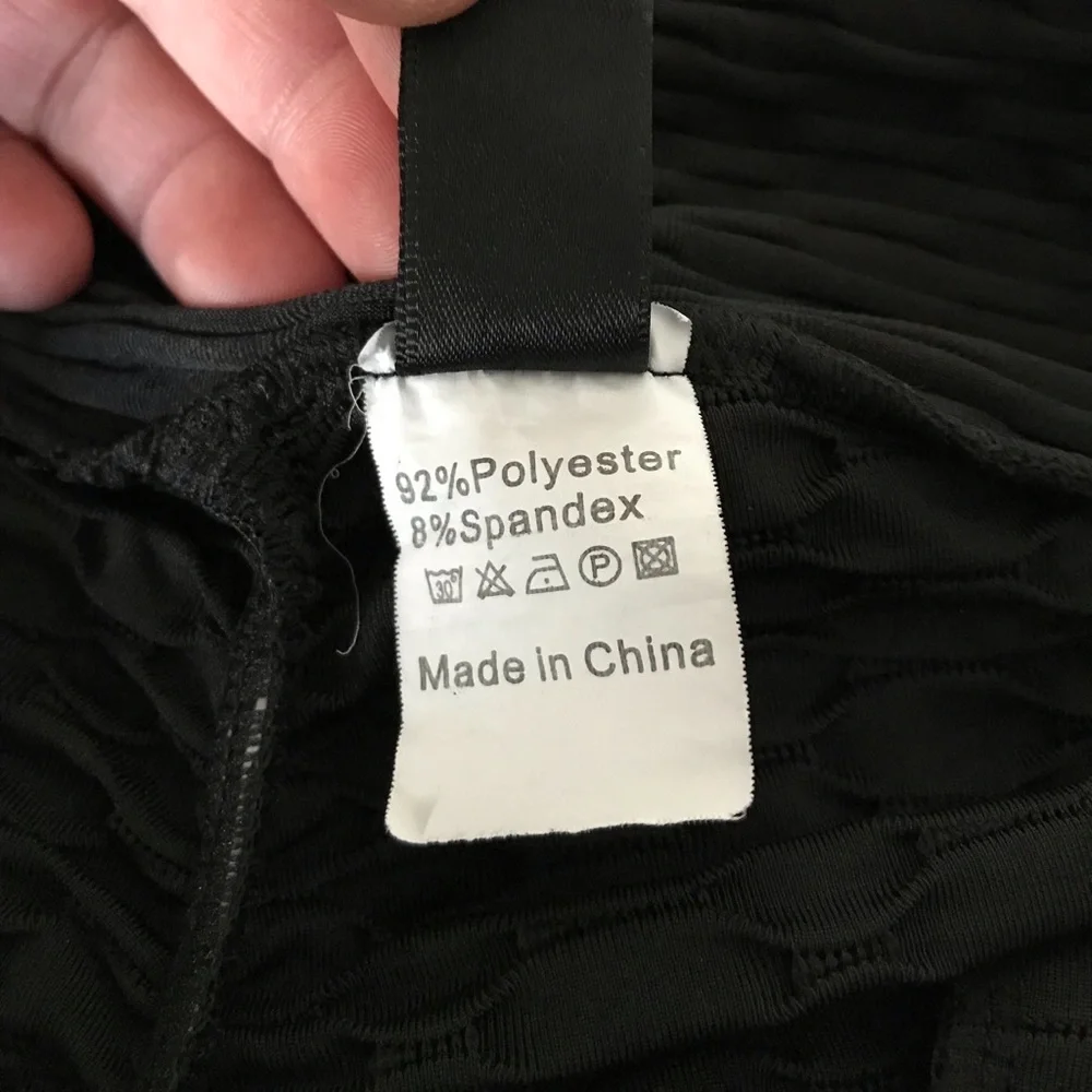 SHEIN Solid Textured Sports Leggings with Phone Pocket - Picture 13 of 16